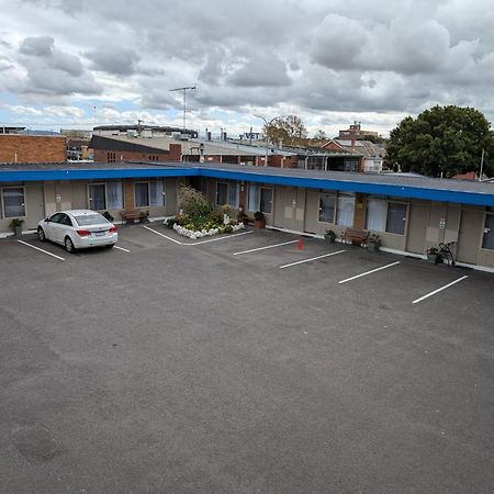 Morwell Parkside Motel Exterior photo
